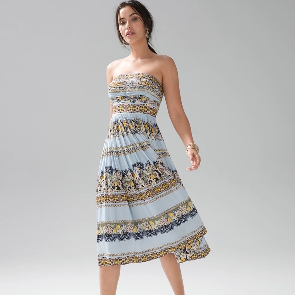 Petite Strapless Knit Fit and Flare Dress - White House Black Market size 0